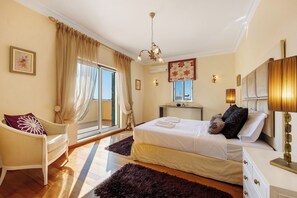 4 chambres, fer et planche à repasser, Wi-Fi gratuit, draps fournis