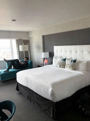 1 bedroom, in-room safe, desk, free WiFi