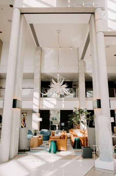 ADA Deluxe Suite + Exquisite Art Showcase