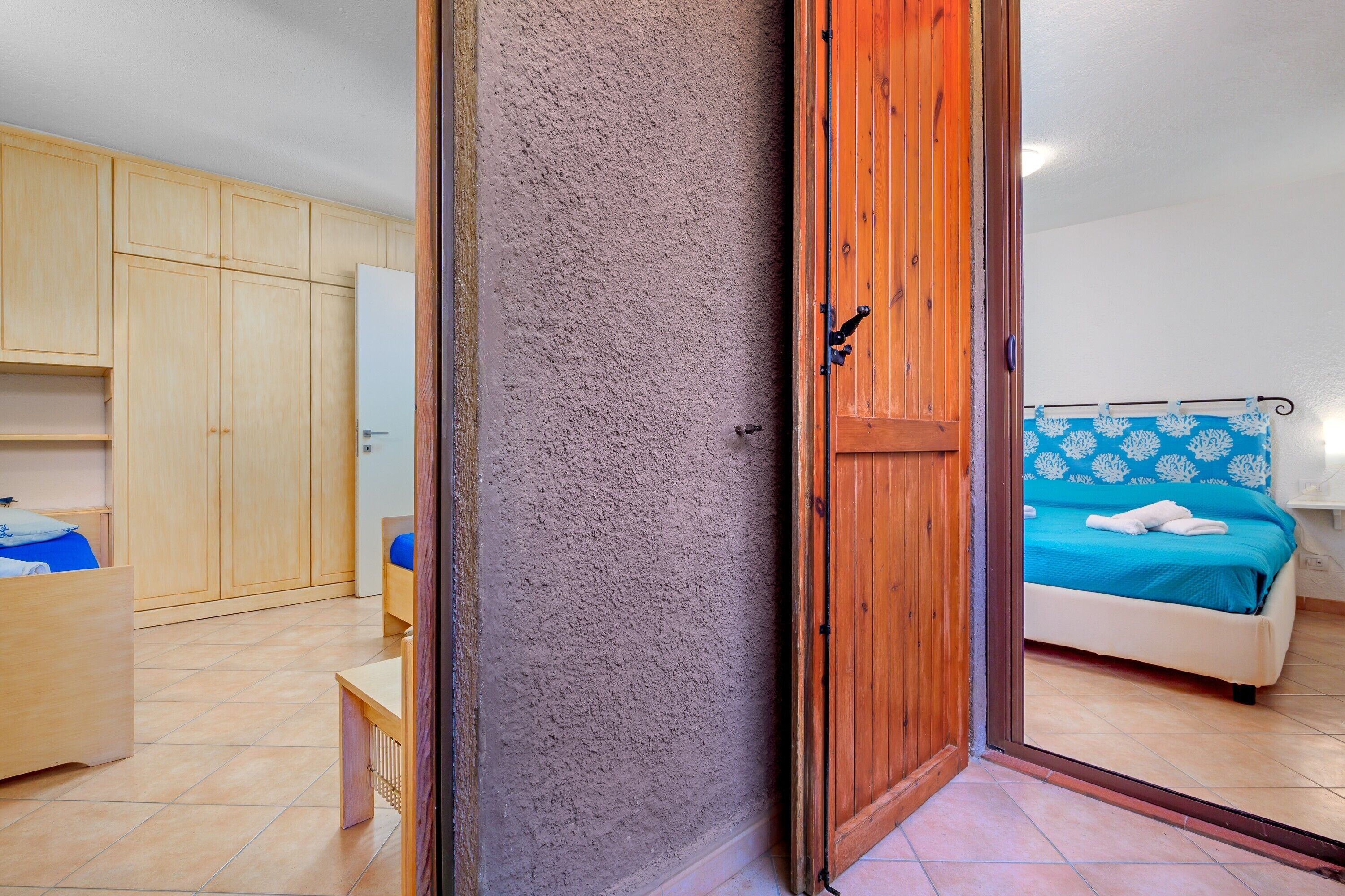 2 間睡房、熨斗/熨衫板、床單