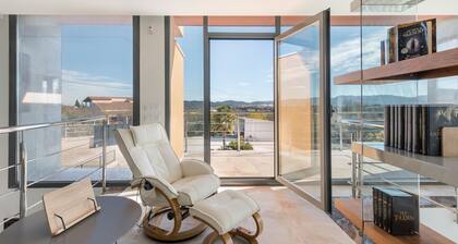 Chalet 'Villa Cruz' con vistas a la montaña, Wi-Fi y aire acondicionado