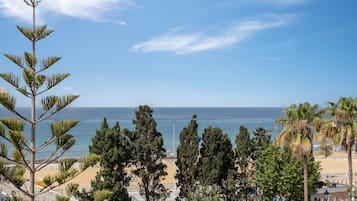 Una playa cerca