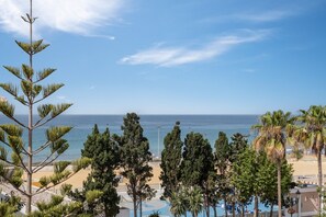 Beach nearby - Apartment 'Ático El Morche' with Sea View, Wi-Fi and Air Conditioning (El Morche - Torrox Costa)