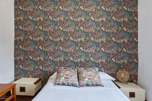 4 chambres, fer et planche à repasser, draps fournis