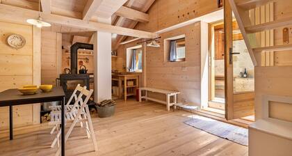 Wunderchalet with Mountain Views, Private Grounds, and Terrace