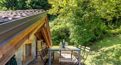 ‘Wunderchalet‘ chalet with mountain view, private grounds, terrace
