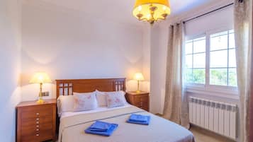 5 camere, ferro/asse da stiro, Wi-Fi gratuito, lenzuola