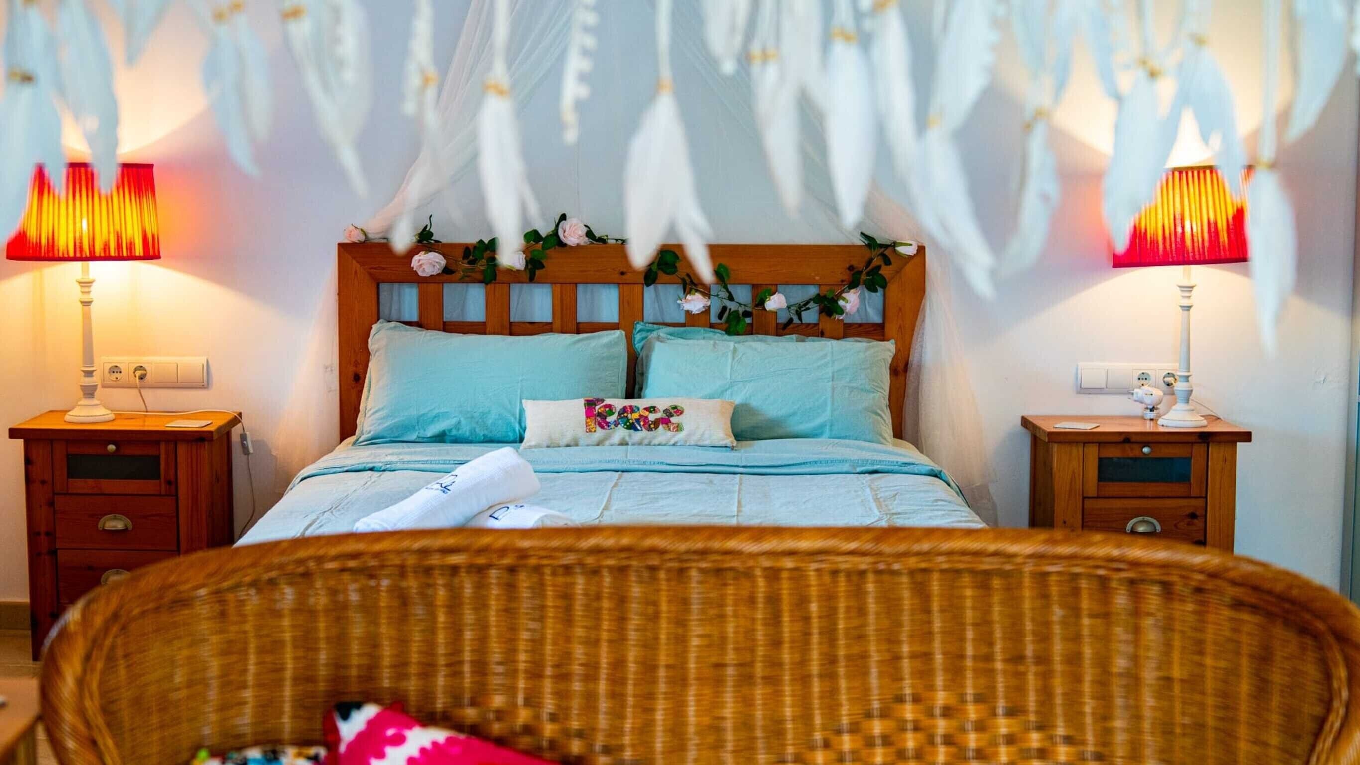 4 bedrooms, free WiFi, bed sheets