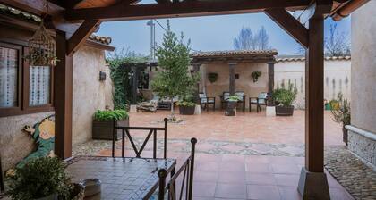 Country Home 'Pinar De Las Cabanuelas' with Private Terrace, Private Garden and Wi-Fi