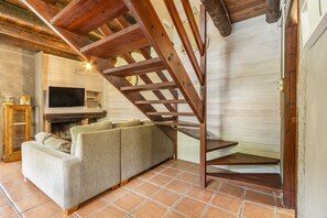 TV, fireplace, table tennis