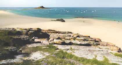 Bungalow "PrÚs Plages Sauna Privé" avec terrasse privée et Wi-Fi