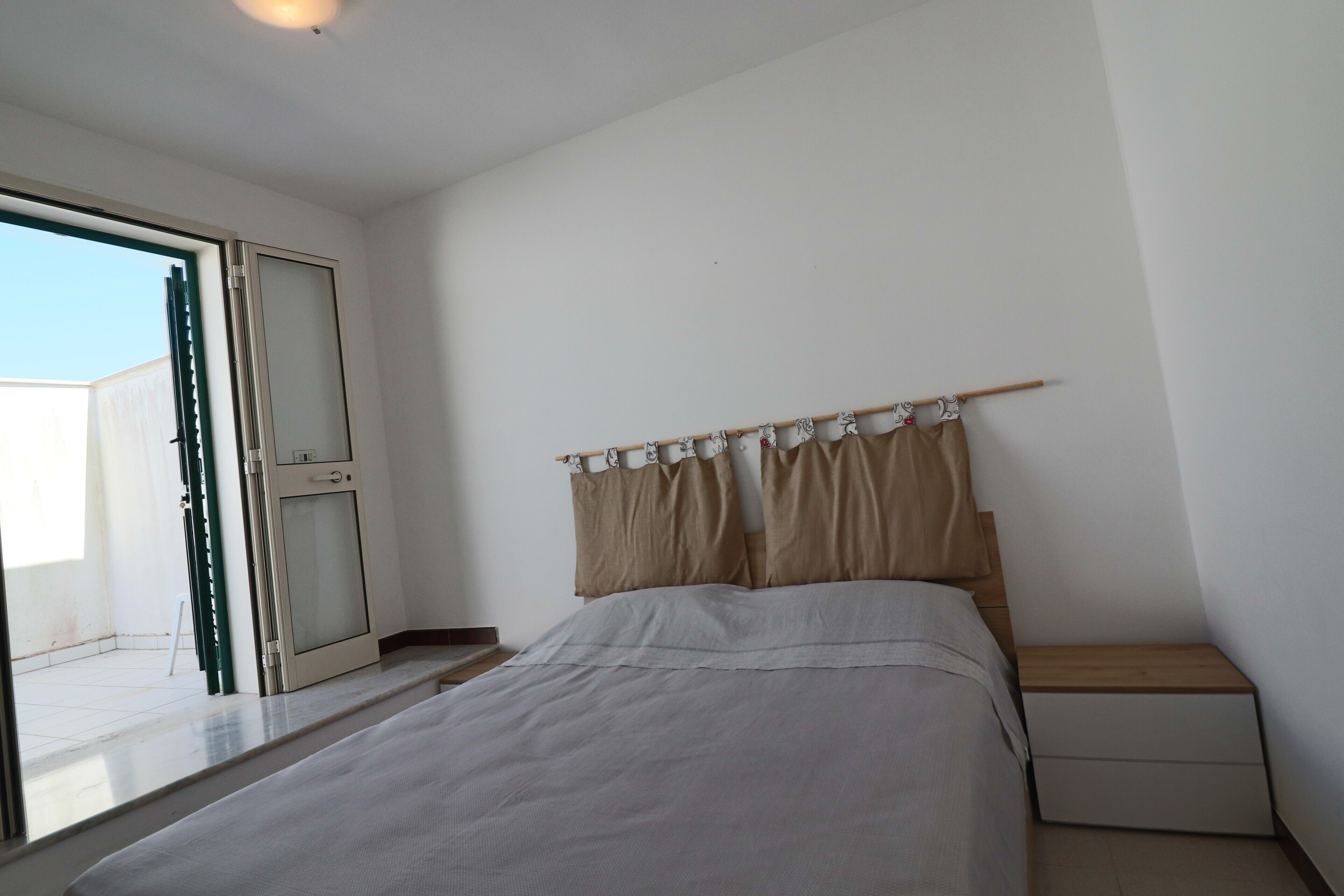 1 camera, ferro/asse da stiro, Wi-Fi gratuito, lenzuola