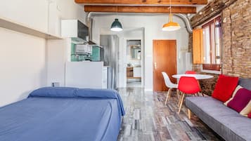 1 camera, ferro/asse da stiro, Wi-Fi gratuito, lenzuola