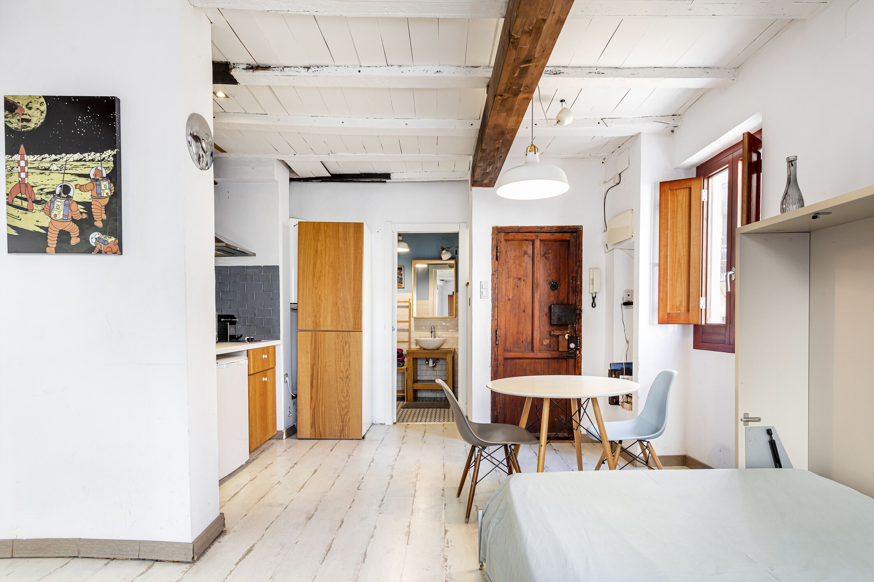 1 dormitorio, tabla de planchar con plancha, wifi gratis y ropa de cama