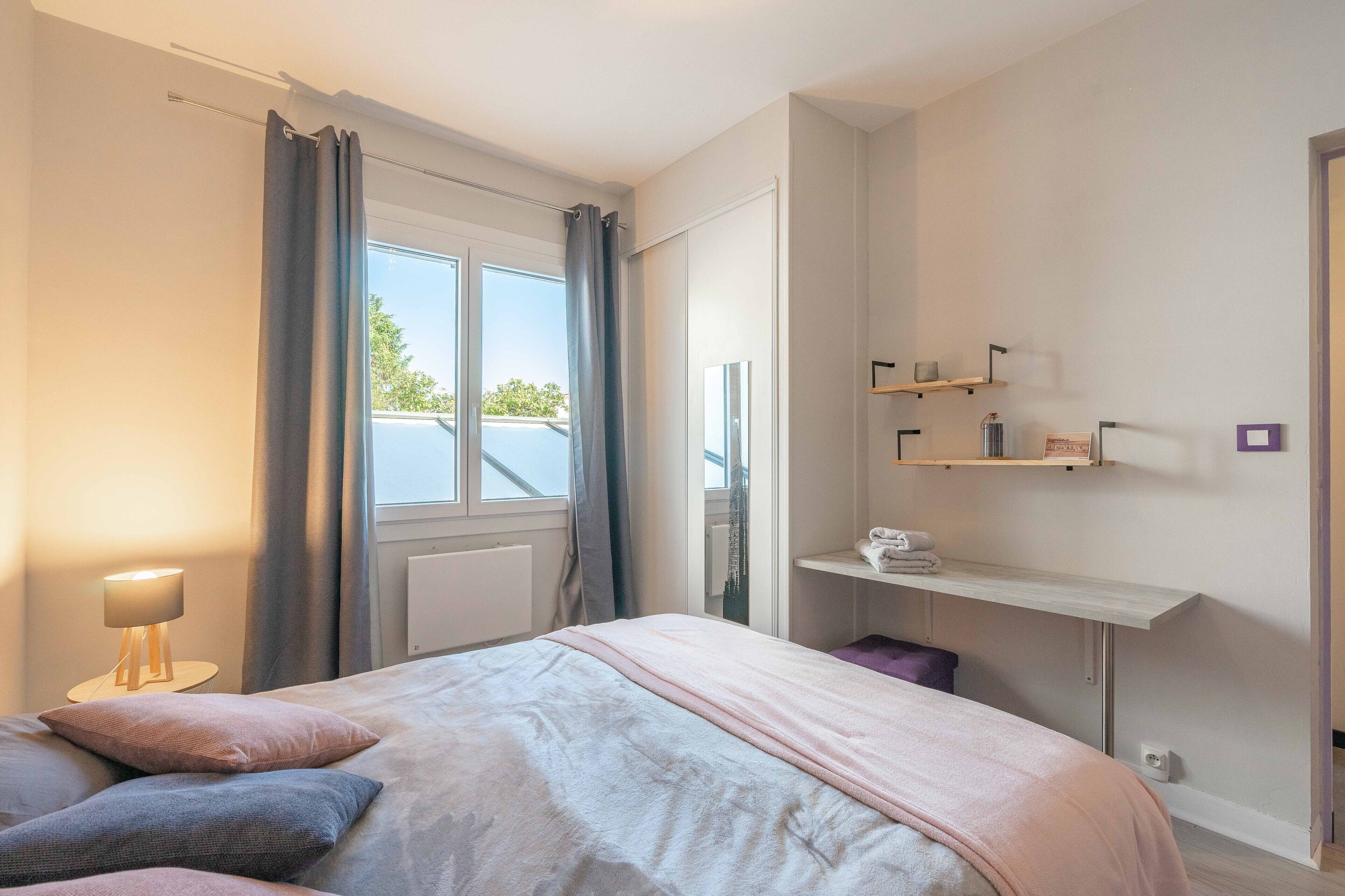 2 Schlafzimmer, Bügeleisen/Bügelbrett, kostenloses WLAN