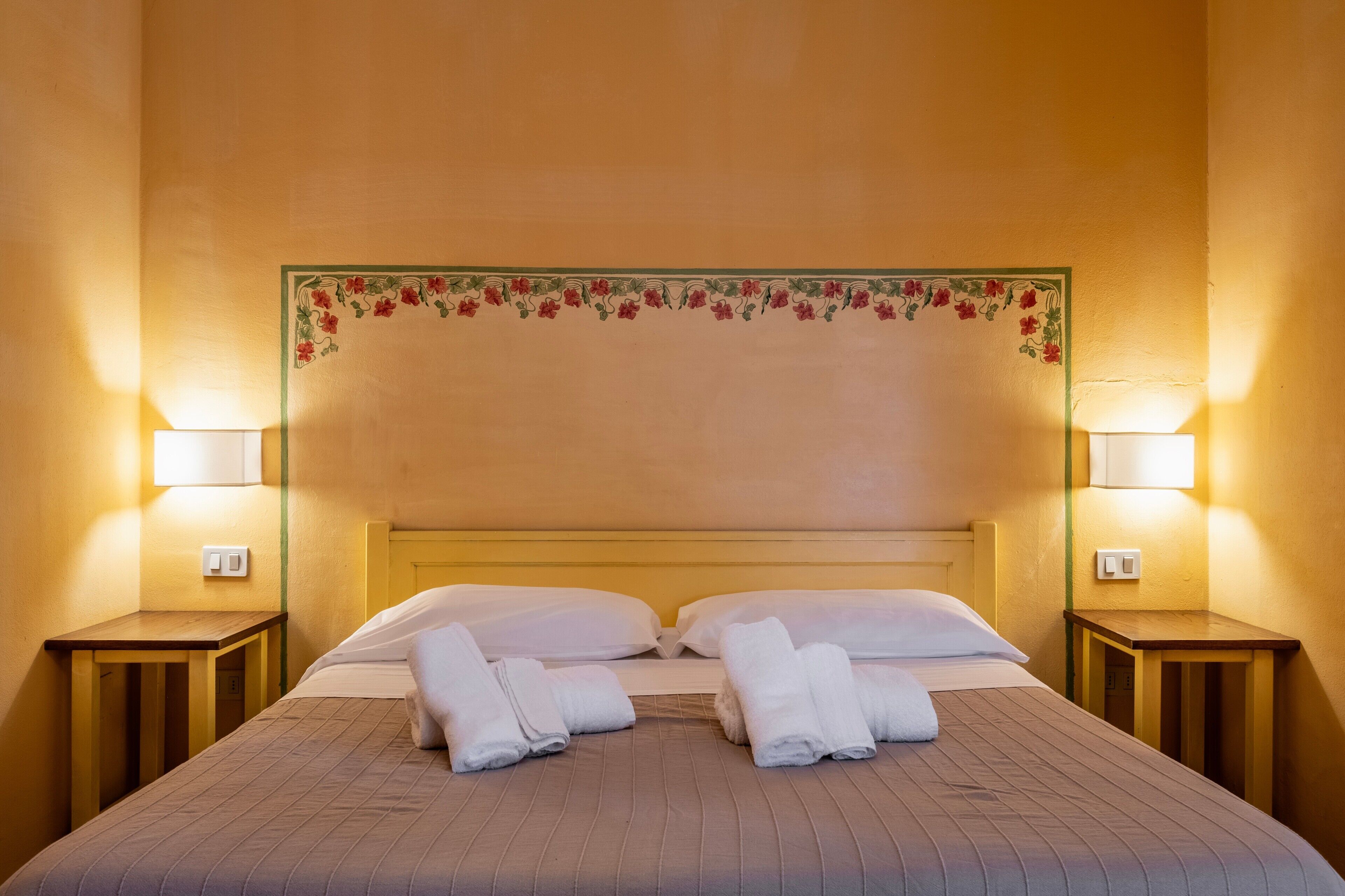 1 chambre, fer et planche à repasser, Wi-Fi gratuit, draps fournis