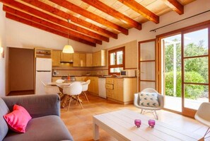 TV, fireplace, table tennis