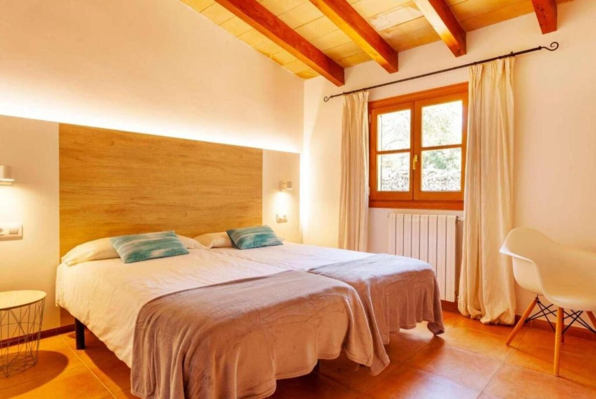 2 habitaciones, tabla de planchar con plancha y wifi gratis 