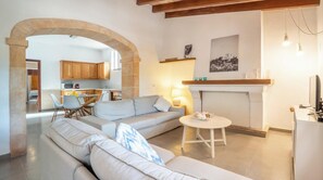 TV, fireplace, table tennis