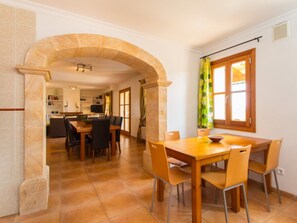 Dining - Country House 'Can Fena' with Mountain View, Private Pool and Wi-Fi (Artà)