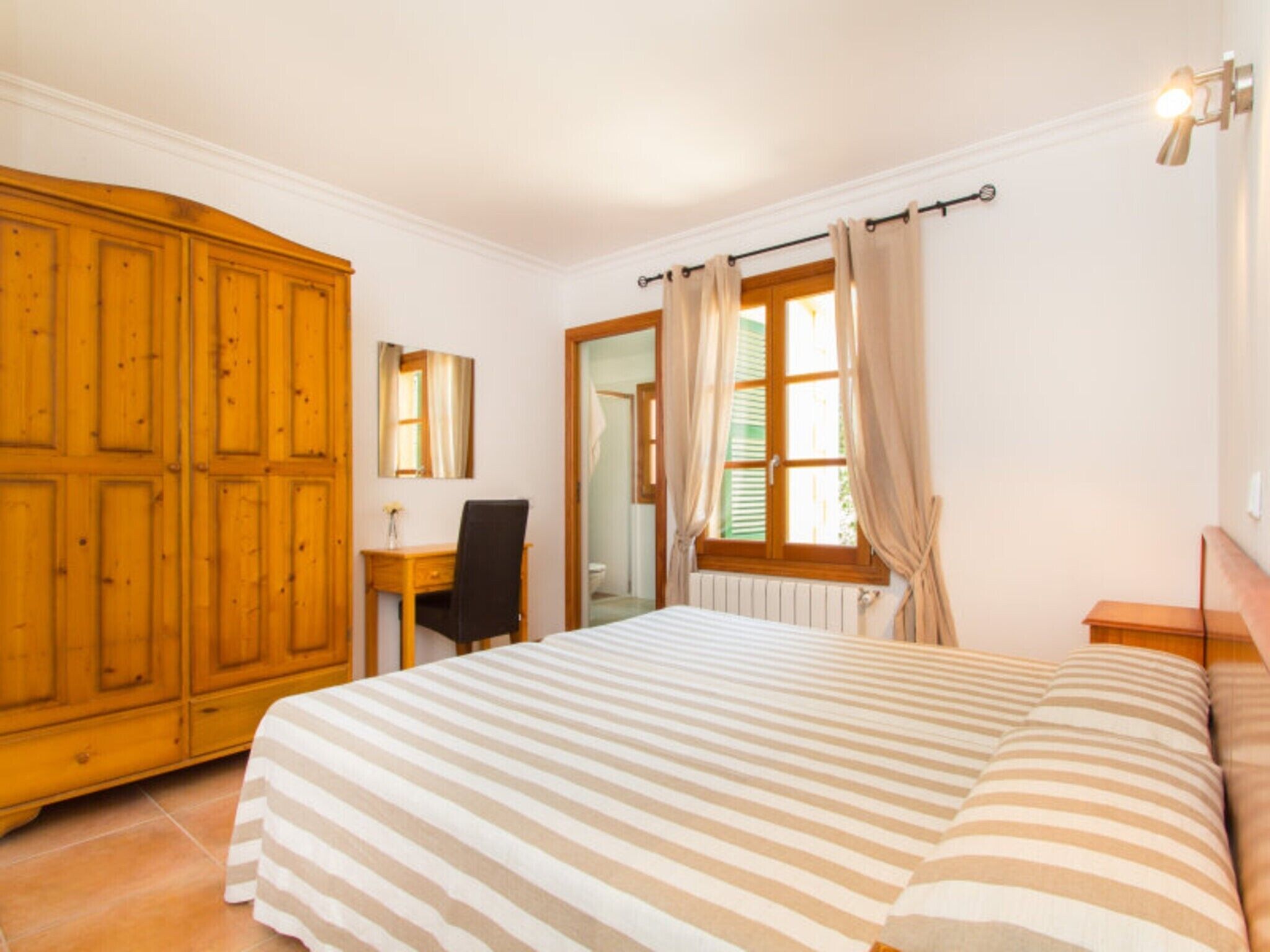 6 Schlafzimmer, Bügeleisen/Bügelbrett, kostenloses WLAN, Bettwäsche