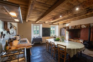 Dining - Room 'La Ferme De Chalas - Coucoulude' with Shared Pool, Shared Terrace and Wi-Fi (Valgorge)