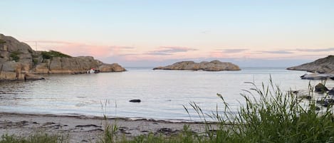 Playa en los alrededores y pesca