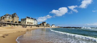 Holiday Home 'Maison Albizia' with Private Terrace, Private Garden and Wi-Fi