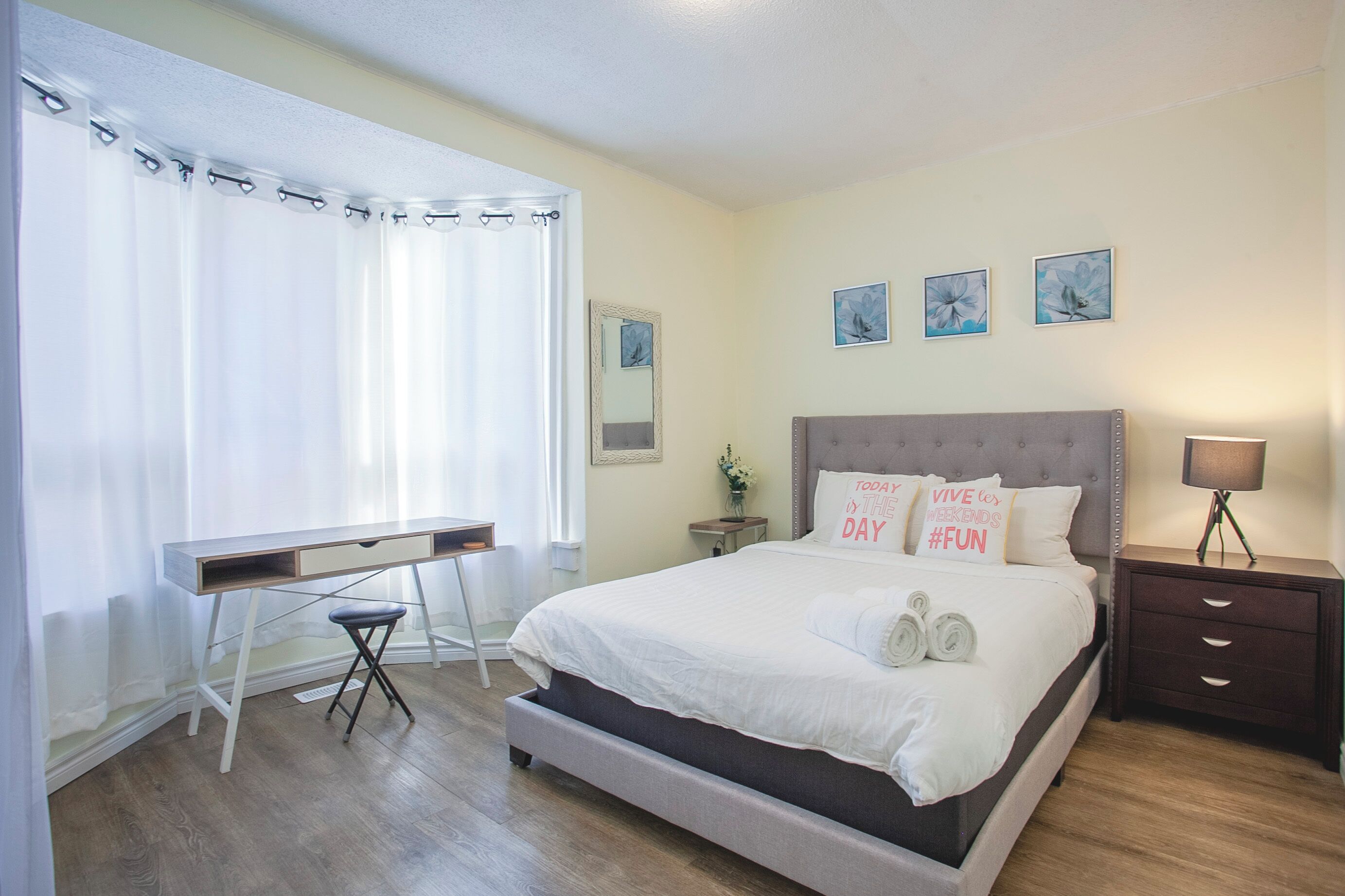 3 bedrooms, iron/ironing board, WiFi, bed sheets