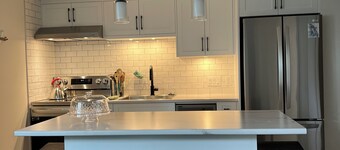 Modern, Fully Accessible 2-Bedroom Suite in Victoria with Private Patio
