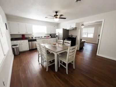 Anchor Down - 3 bed Cabin