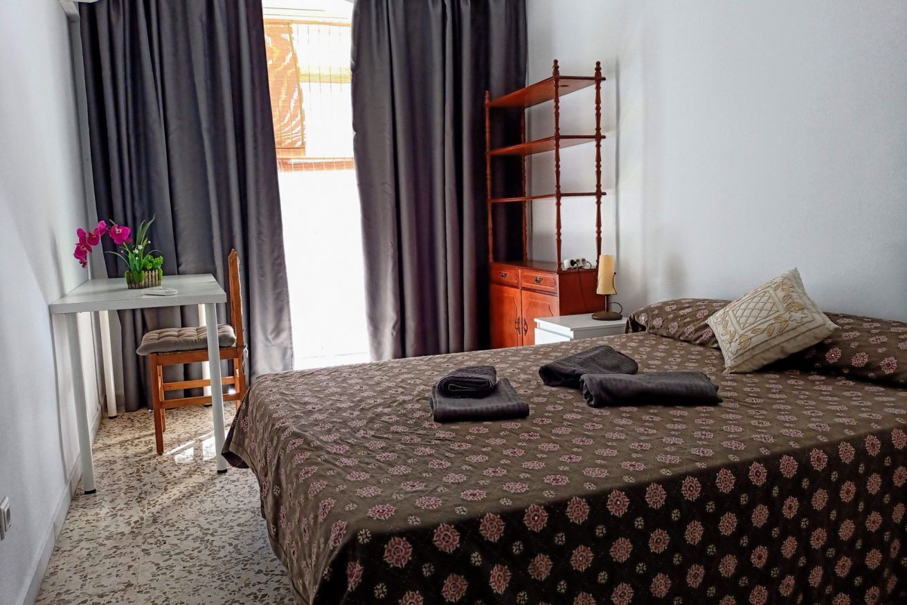 4 bedrooms, WiFi, bed sheets