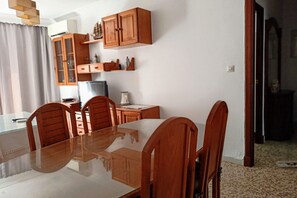 Dining - Caleta Sun & See Apartment (Cádiz)