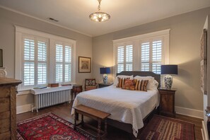 4 Schlafzimmer, Bügeleisen/Bügelbrett, WLAN, Bettwäsche