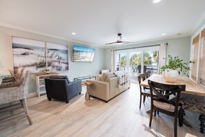 Smart TV, tenis de mesa y libros