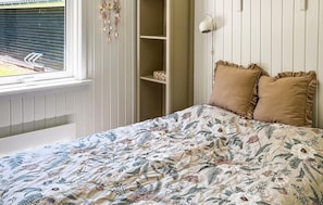 3 bedrooms, iron/ironing board, free WiFi - Cozy home in Jerup with WiFi (Jerup)