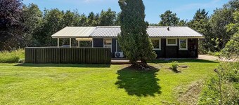 Cozy home in Jerup with WiFi