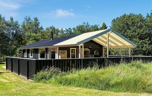 Exterior - Cozy home in Jerup with WiFi (Jerup)