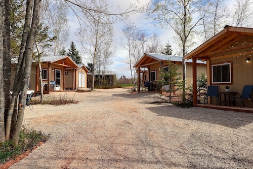 Cabin #1 centrally located to beaches, golfing and the Confederation Trail!