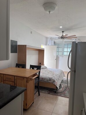 Uklassifisert bilde, 4 av 9, knapp