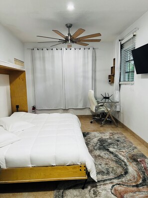 1 chambre, bureau, fer et planche à repasser, Wi-Fi gratuit