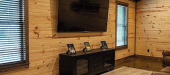 Cozy Lodge at Ward Creek Ranch close to interstate and wedding venues.