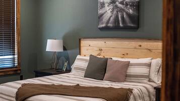4 chambres, fer et planche à repasser, Wi-Fi, literie fournie