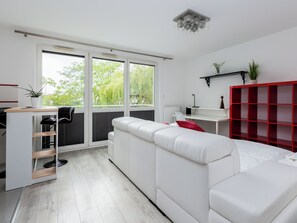 Strykjärn/strykbräda, wi-fi och sängkläder