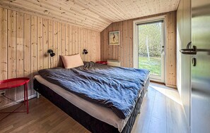 5 bedrooms, free WiFi