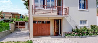 3 bedroom pet friendly home in Céaux-d'Allègre