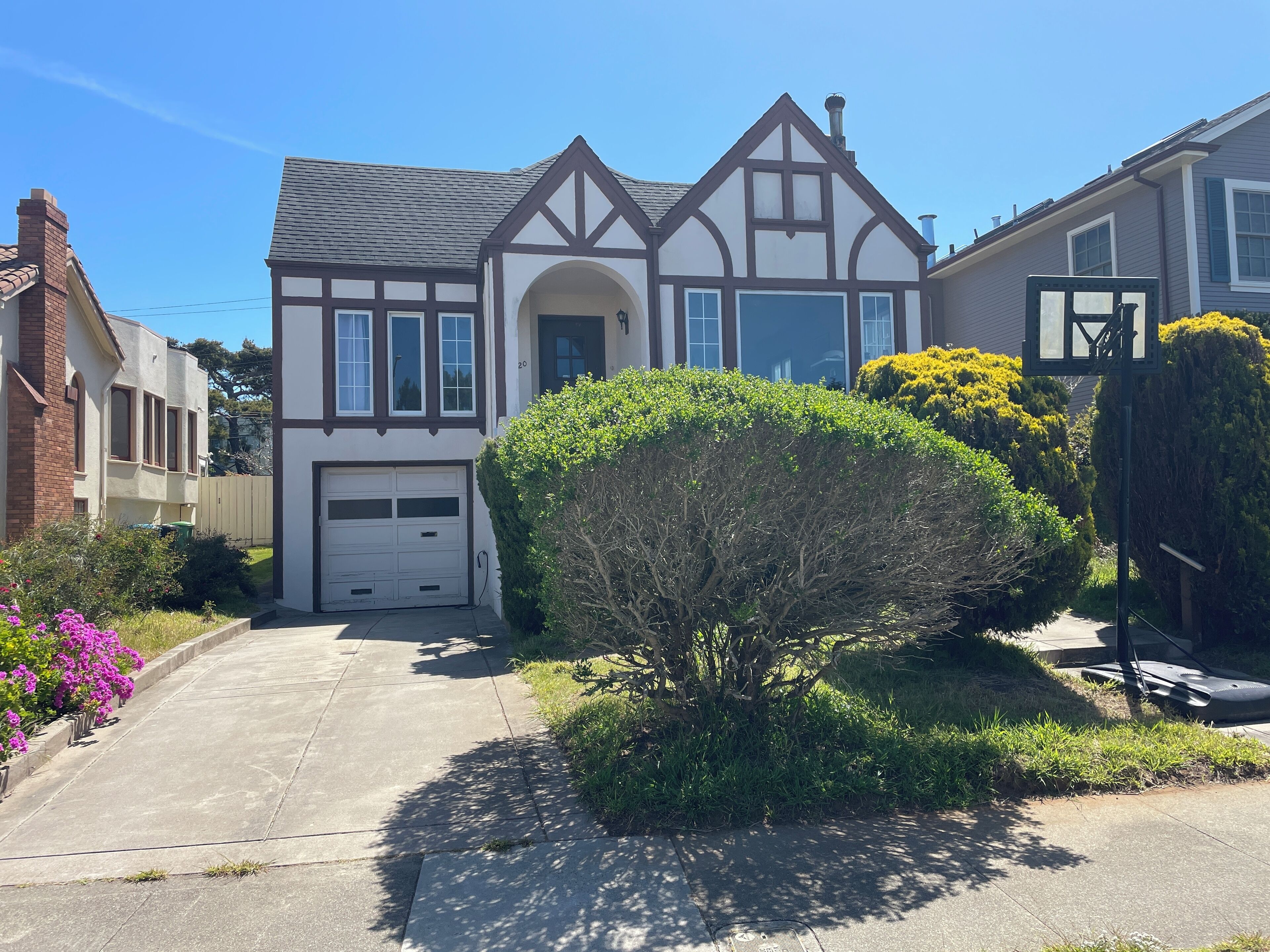 Quiet and lovely SF house near SF State University - our Monticello Residence 