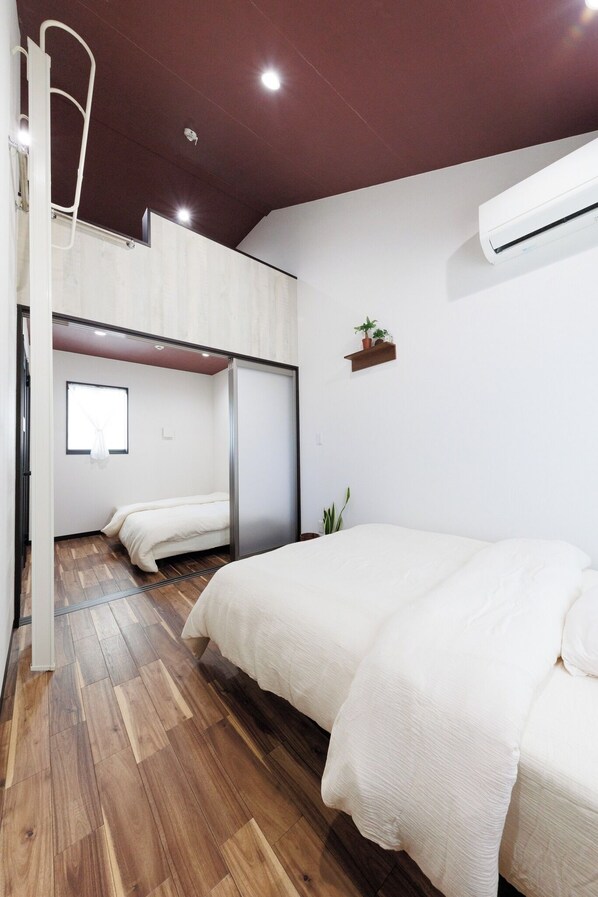 3 chambres, bureau, Wi-Fi gratuit, draps fournis