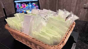 Hair dryer, towels - Nonsmoking Superior Twin Room VS | Breakfast / Osaka Ōsaka (Osaka)