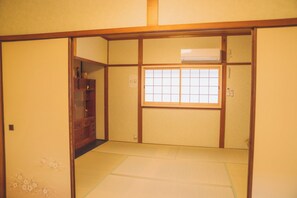 Interior - Hearts Hometown  Dragon / Kyoto Kyōto (Kyoto)